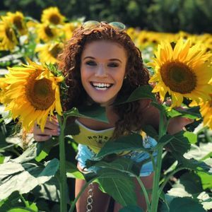 Meet your Posher, Amanda